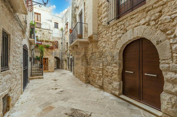 casa indipendente in vendita a Binetto