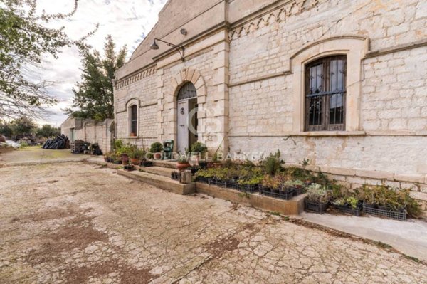 casa indipendente in vendita a Binetto