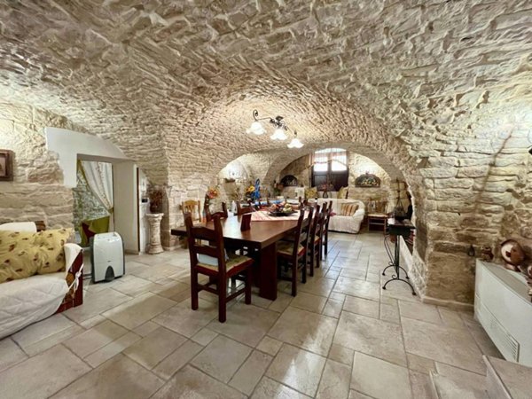 casa indipendente in vendita a Bitetto