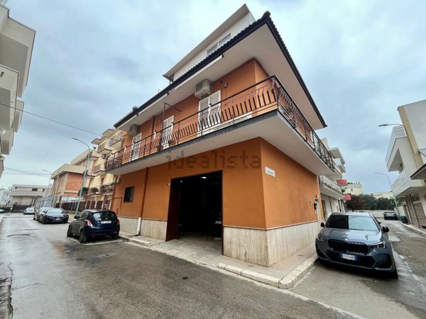 casa indipendente in vendita a Bitetto