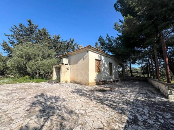 casa indipendente in vendita a Bitetto