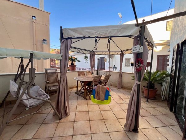 casa indipendente in vendita a Bitetto