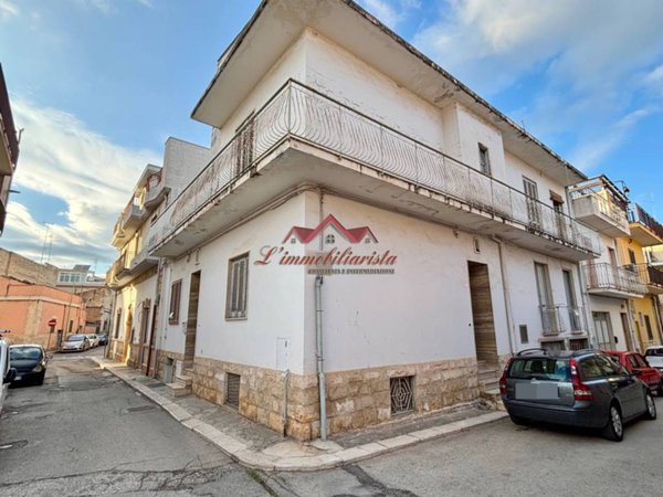 casa indipendente in vendita a Bitetto