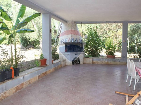 casa indipendente in vendita a Bitetto in zona Contrada Fratta