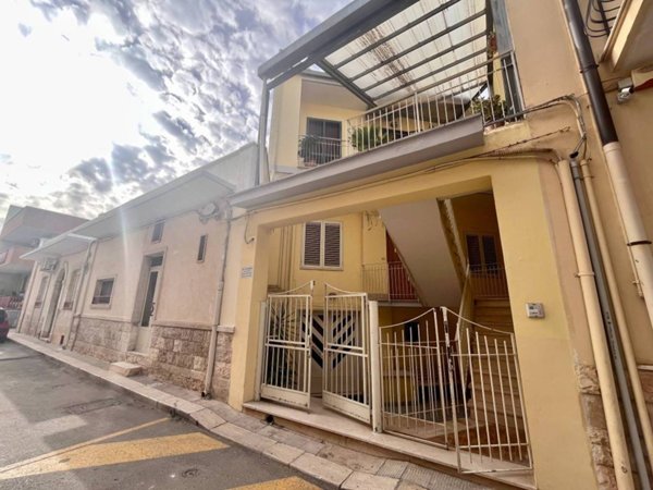 intera palazzina in vendita a Bitetto