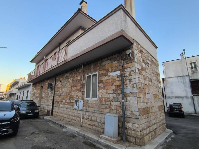 casa indipendente in vendita a Bitetto