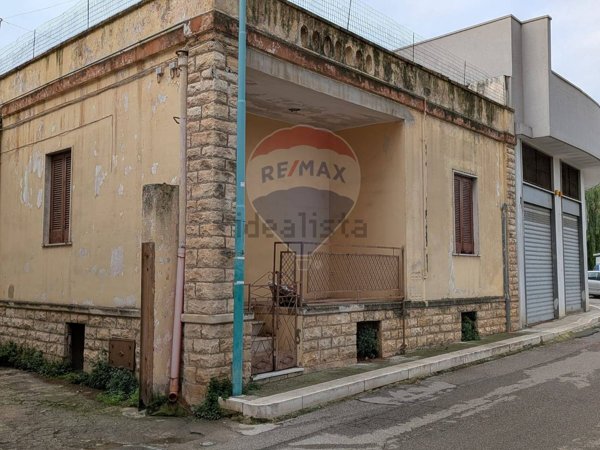 casa indipendente in vendita a Bitetto