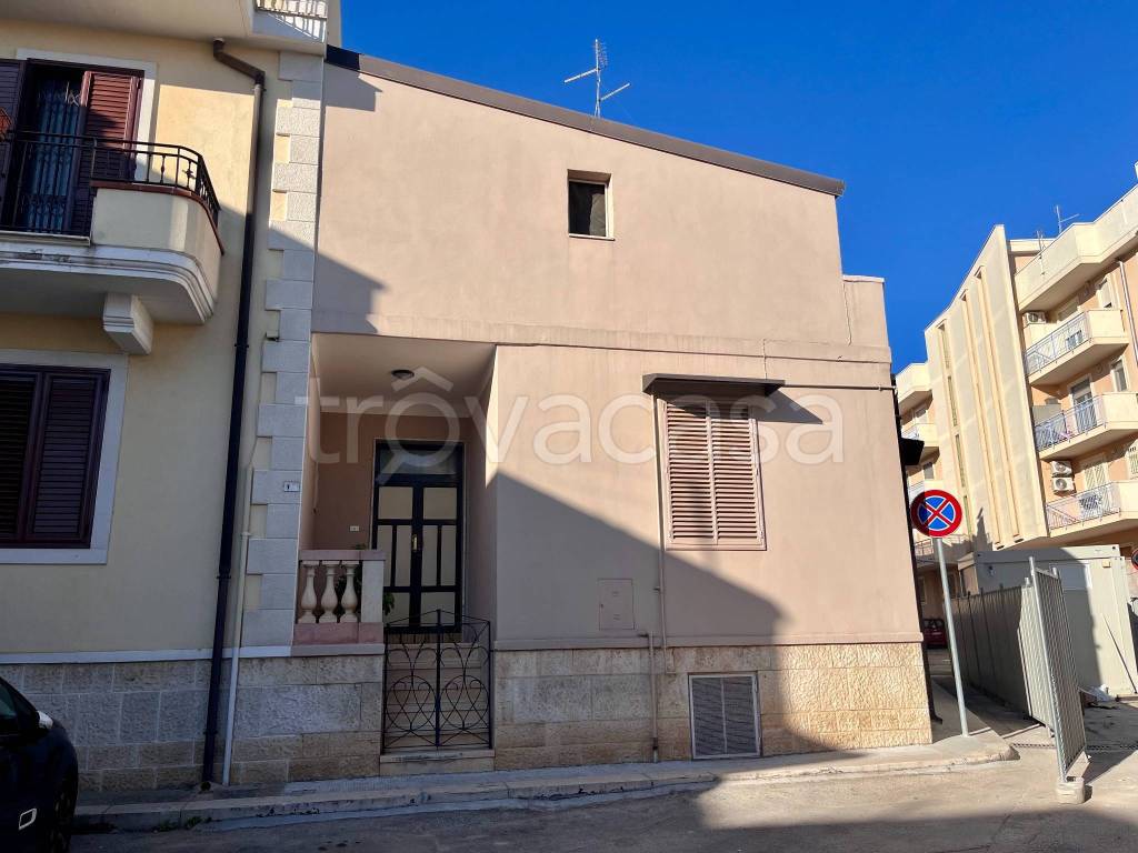 casa indipendente in vendita a Bitetto