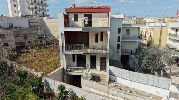 casa indipendente in vendita a Bitetto