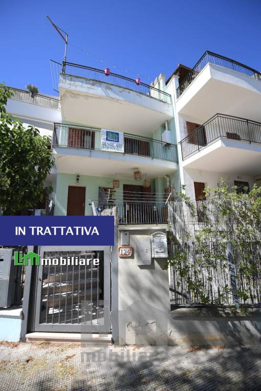 casa indipendente in vendita a Bitetto in zona Contrada Fratta