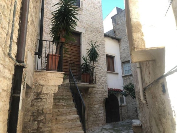 casa indipendente in vendita a Bitetto