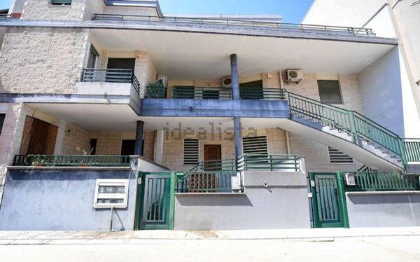 casa semindipendente in vendita a Bitetto