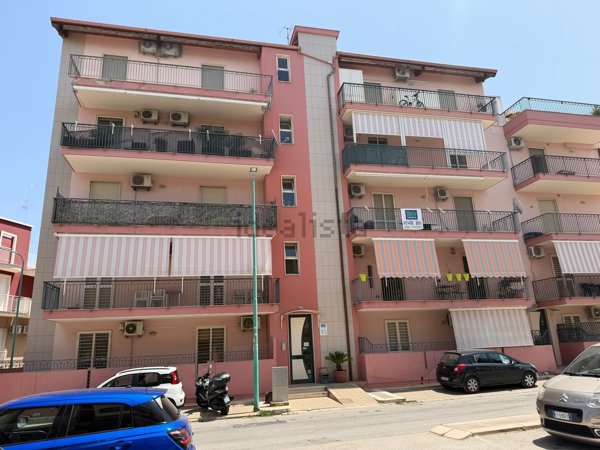 appartamento in vendita a Bitetto in zona Contrada Fratta