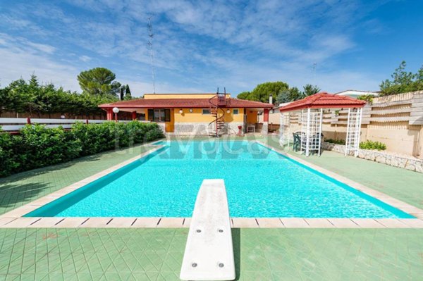 casa indipendente in vendita a Bitetto