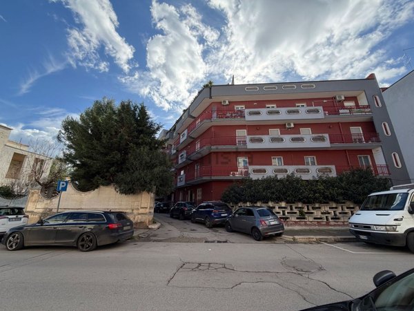 box auto in vendita a Bitetto
