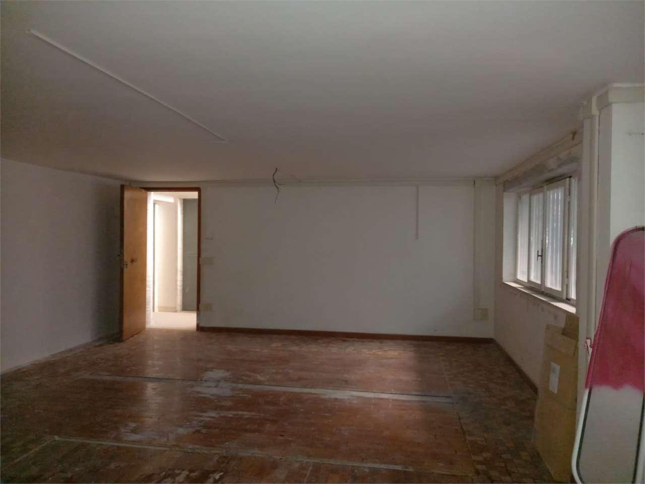 appartamento in vendita a Bitonto in zona Borgo Antico