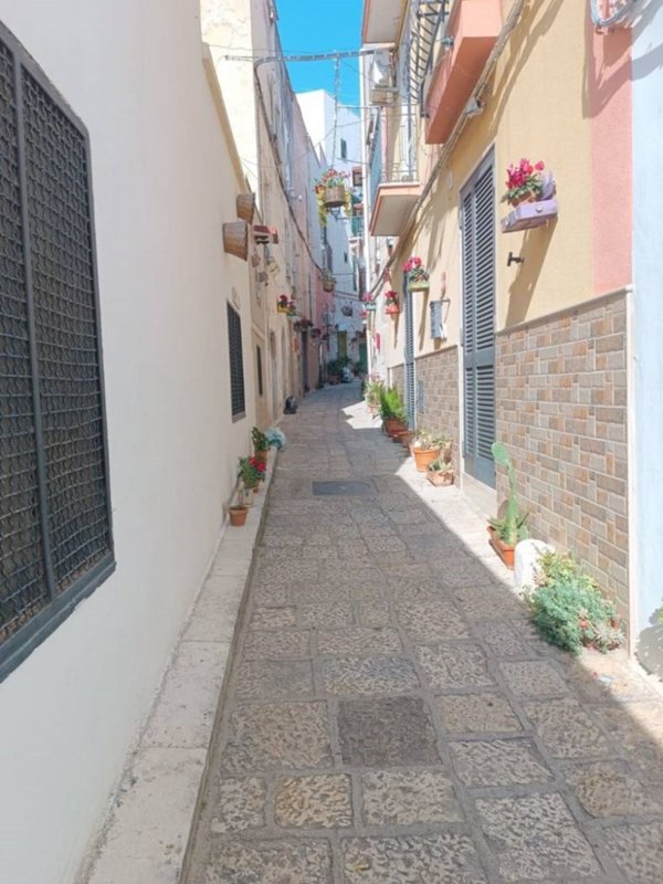 appartamento in vendita a Bitonto in zona Borgo Antico