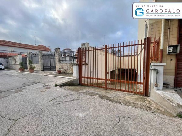 locale commerciale in vendita a Bitonto