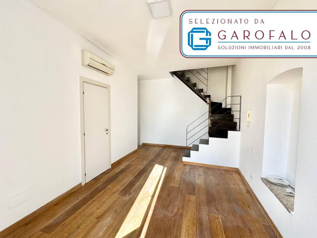 intera palazzina in vendita a Bitonto in zona Borgo Antico