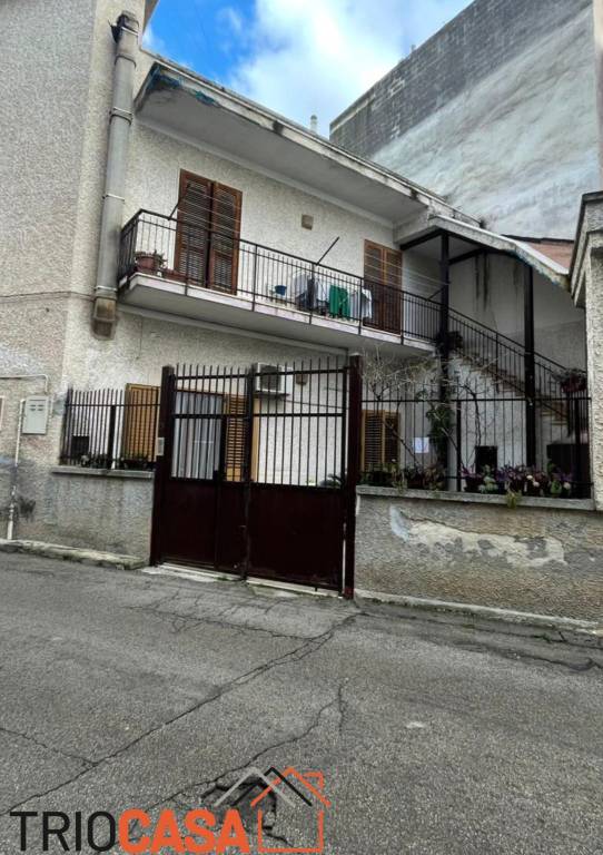 casa indipendente in vendita a Bitonto