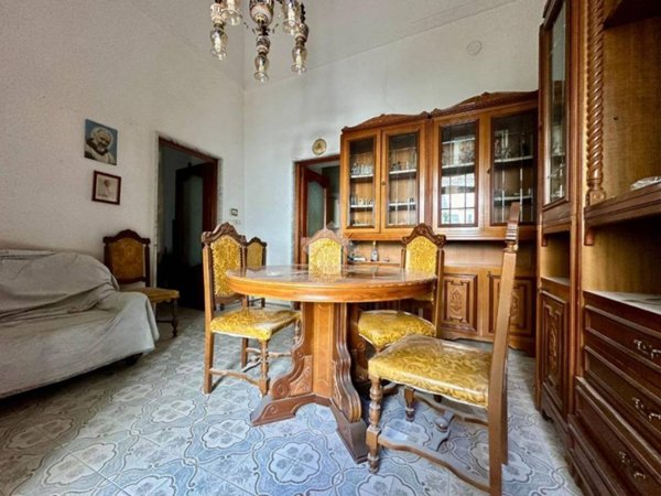 appartamento in vendita a Bitonto in zona Borgo Antico