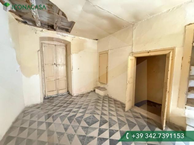 appartamento in vendita a Bitonto in zona Borgo Antico