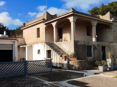 casa indipendente in vendita a Bitonto
