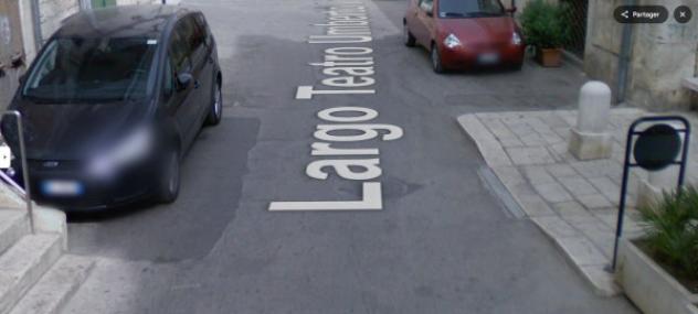 ufficio in vendita a Bitonto in zona Borgo Antico