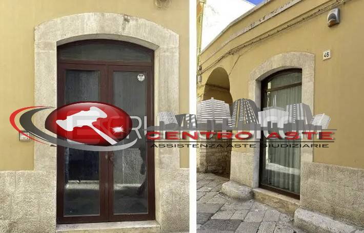 ufficio in vendita a Bitonto in zona Borgo Antico