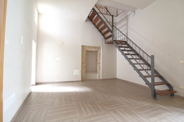 appartamento in vendita a Bitonto in zona Borgo Antico