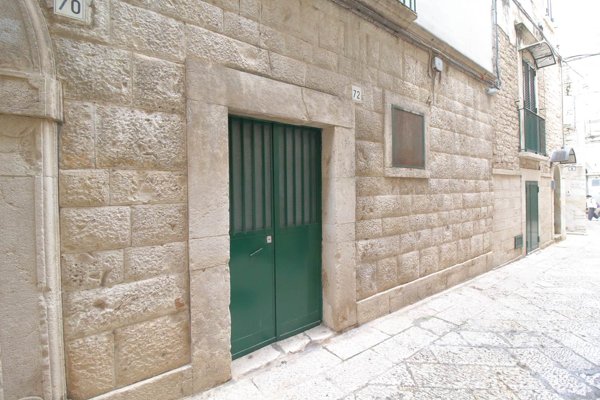 appartamento in vendita a Bitonto in zona Borgo Antico