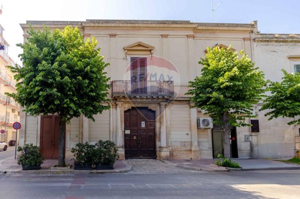 appartamento in vendita a Bitonto in zona Centro Città