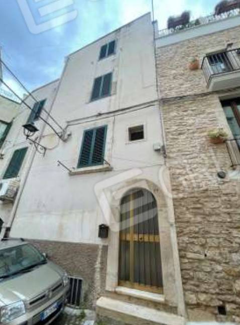 appartamento in vendita a Bitonto in zona Borgo Antico