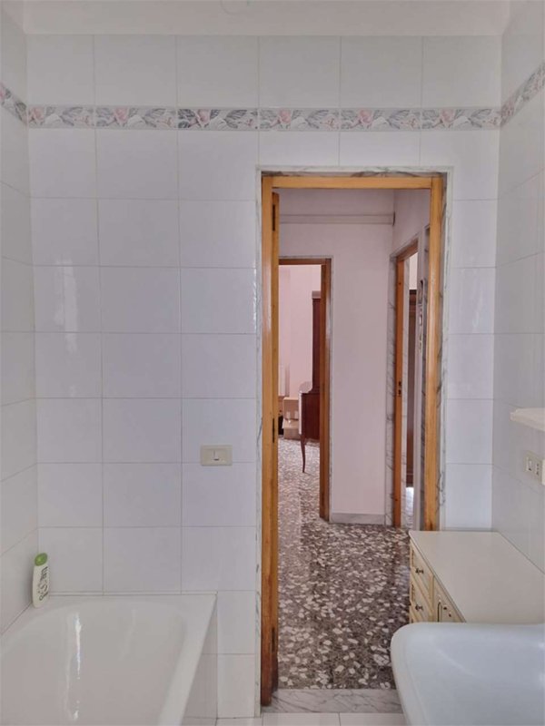 appartamento in vendita a Bitonto in zona Borgo Antico