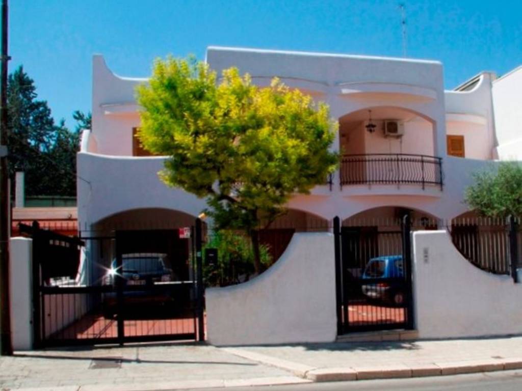 casa indipendente in vendita a Bitonto