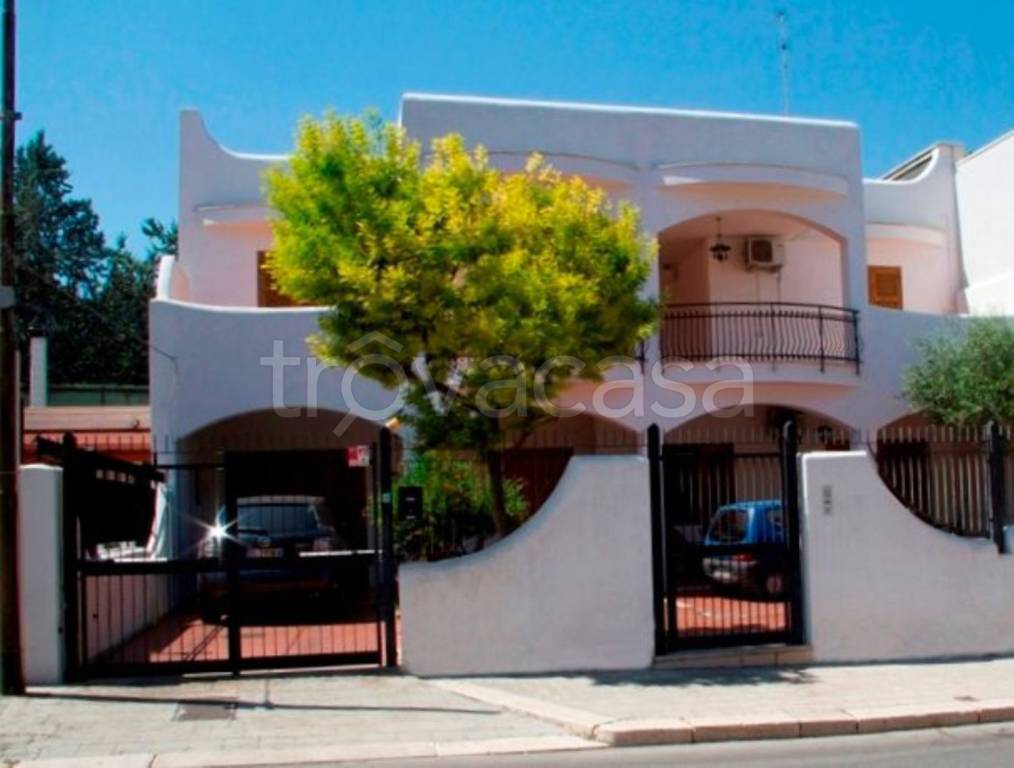 casa indipendente in vendita a Bitonto