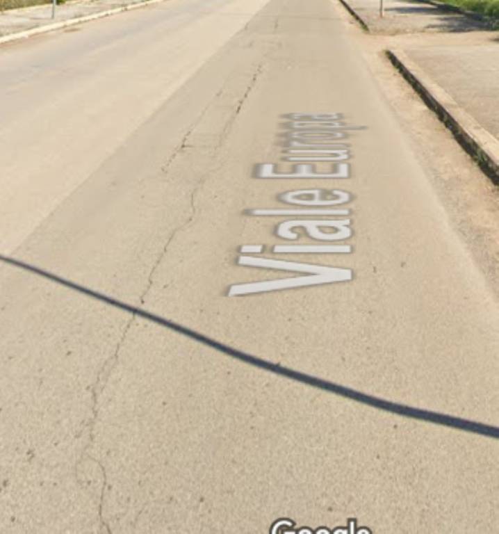 locale commerciale in vendita a Bitonto