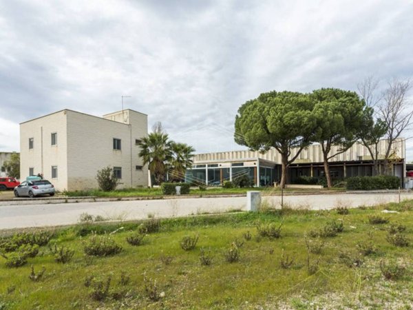 capannone in vendita a Bitonto