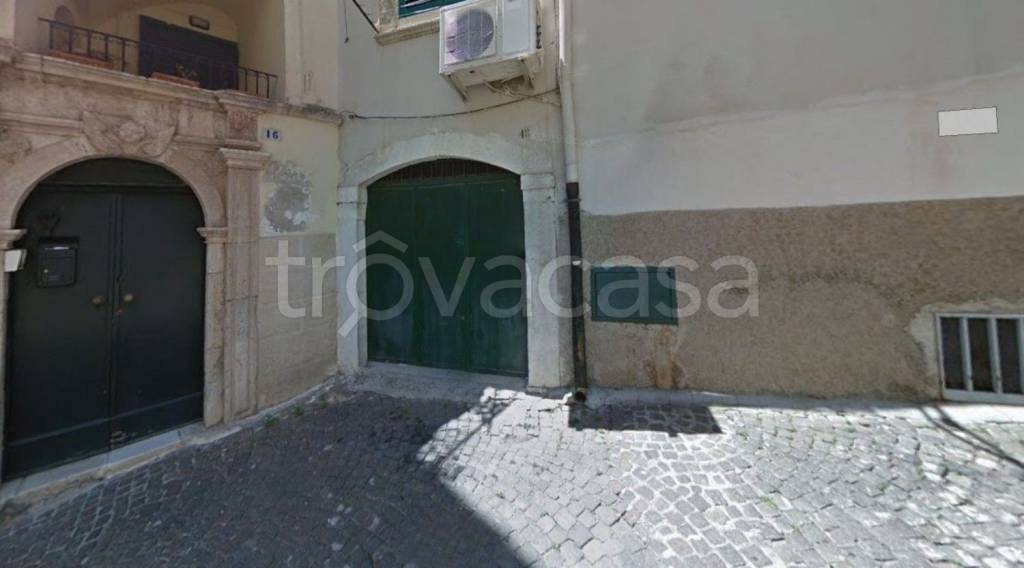 appartamento in vendita a Bitonto in zona Borgo Antico
