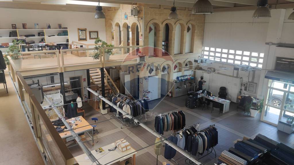 negozio in vendita a Bitonto