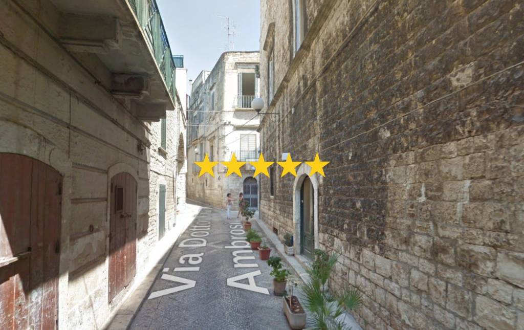 appartamento in vendita a Bitonto in zona Borgo Antico
