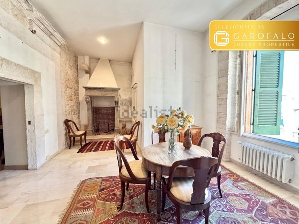 appartamento in vendita a Bitonto in zona Borgo Antico