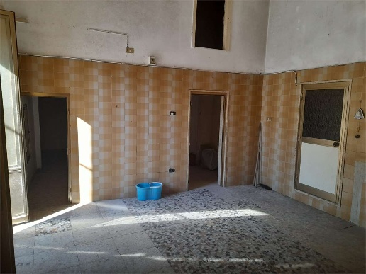 appartamento in vendita a Bitonto in zona Borgo Antico