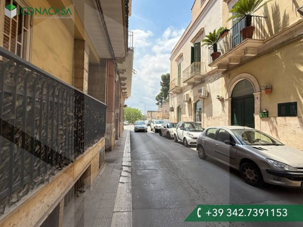 casa indipendente in vendita a Bitonto in zona Borgo Antico