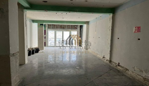 locale commerciale in vendita a Bitonto in zona Centro Città