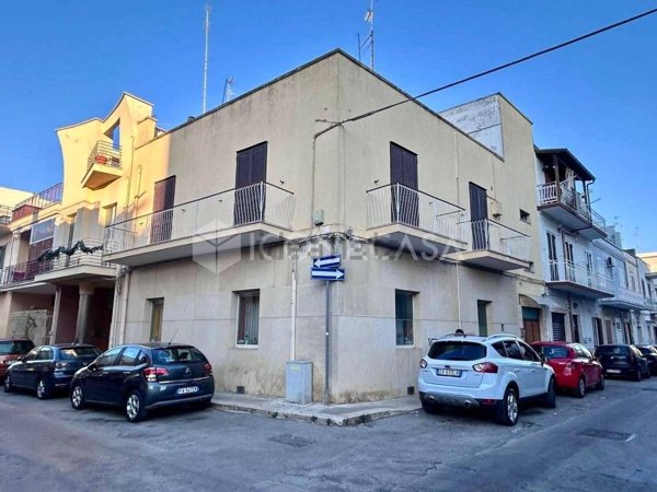 casa indipendente in vendita a Bitonto