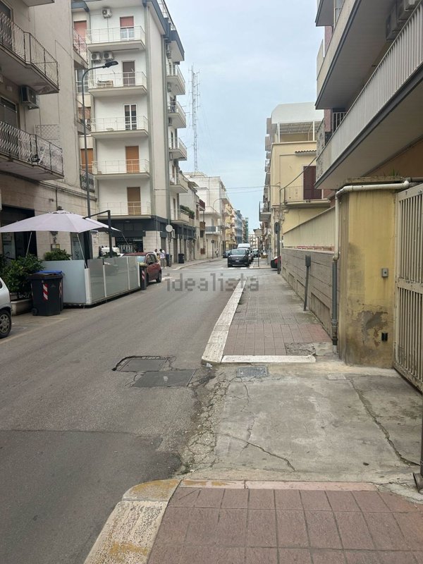 locale commerciale in vendita a Bitonto in zona Borgo Antico