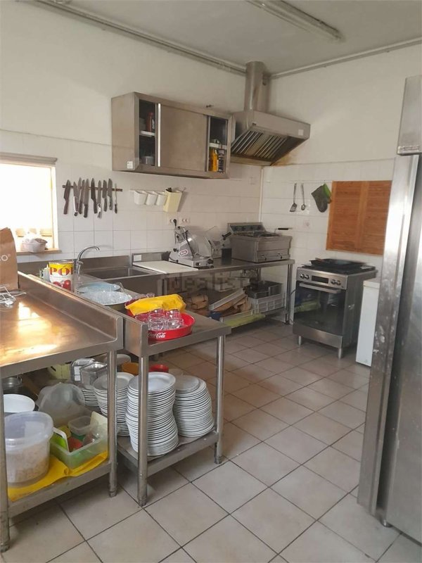 negozio in vendita a Bitonto