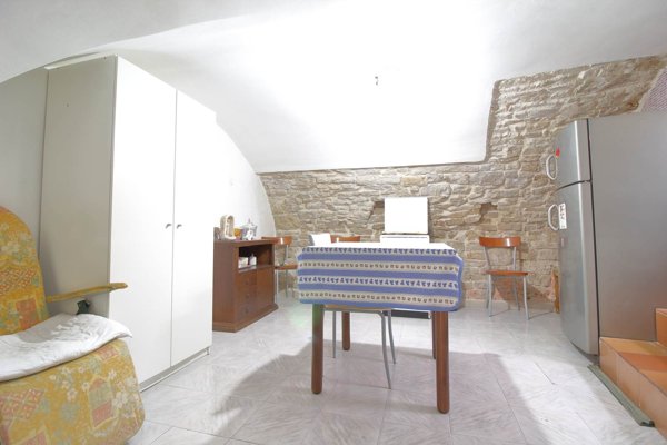 casa indipendente in vendita a Bitonto in zona Borgo Antico