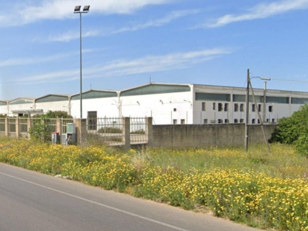 capannone in vendita a Bitonto